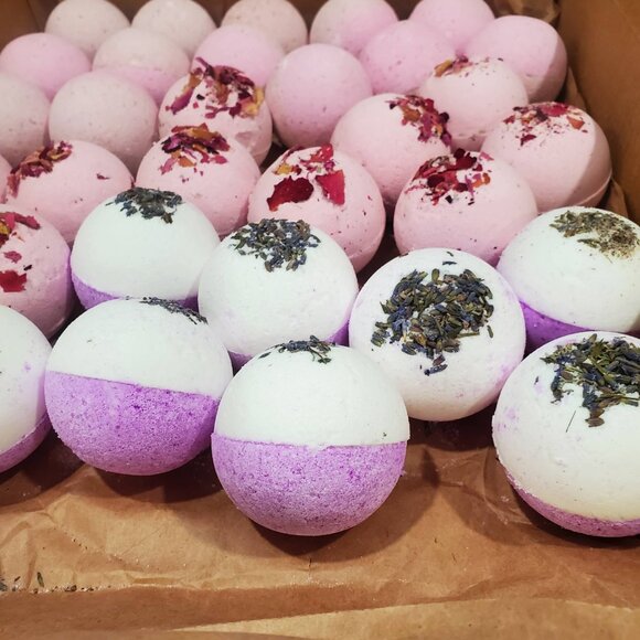 Bust The Box - 5lb Bath Bombs Mix | 2.25 Kg | Mystery Bulk Mix Lot | Fizz-A-Ball - Picture 3 of 8